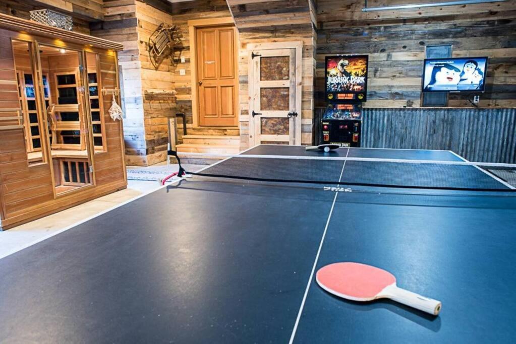 The Glen House -9 Bdrm Estate Sleep 26 Movie Theater,Pool,Golf,Ski Newry Eksteriør bilde